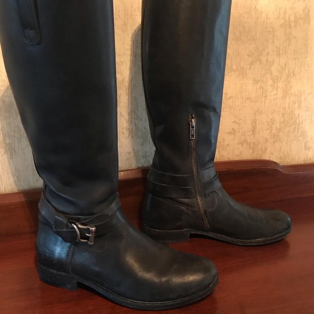 Women’s size 7 Frye riding boots